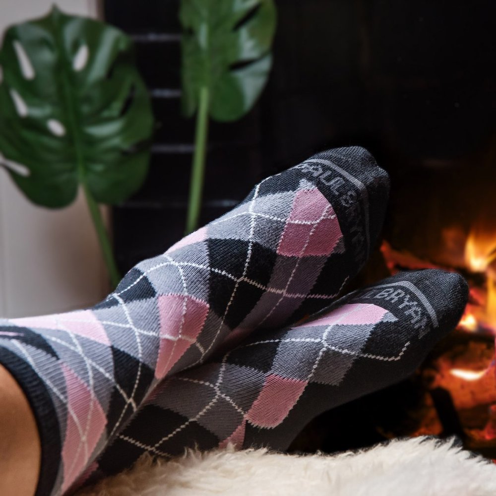 PINK RIBBON MERINO WOOL CREW